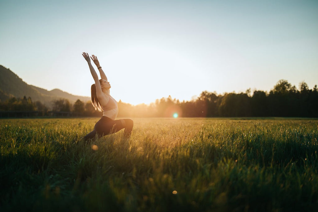 Mindfulness benefits of practicing yoga in nature - QiEco